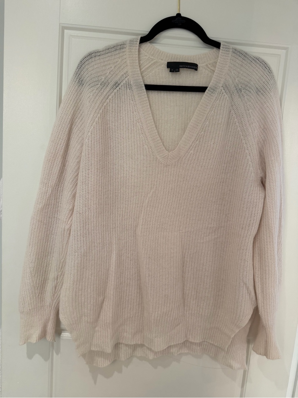 360 Cashmere Pale Pink V-Neck Knit Sweater